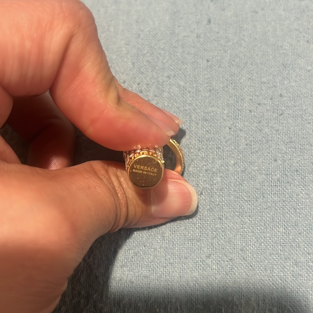 Gold earrings - Picture 3 of 4